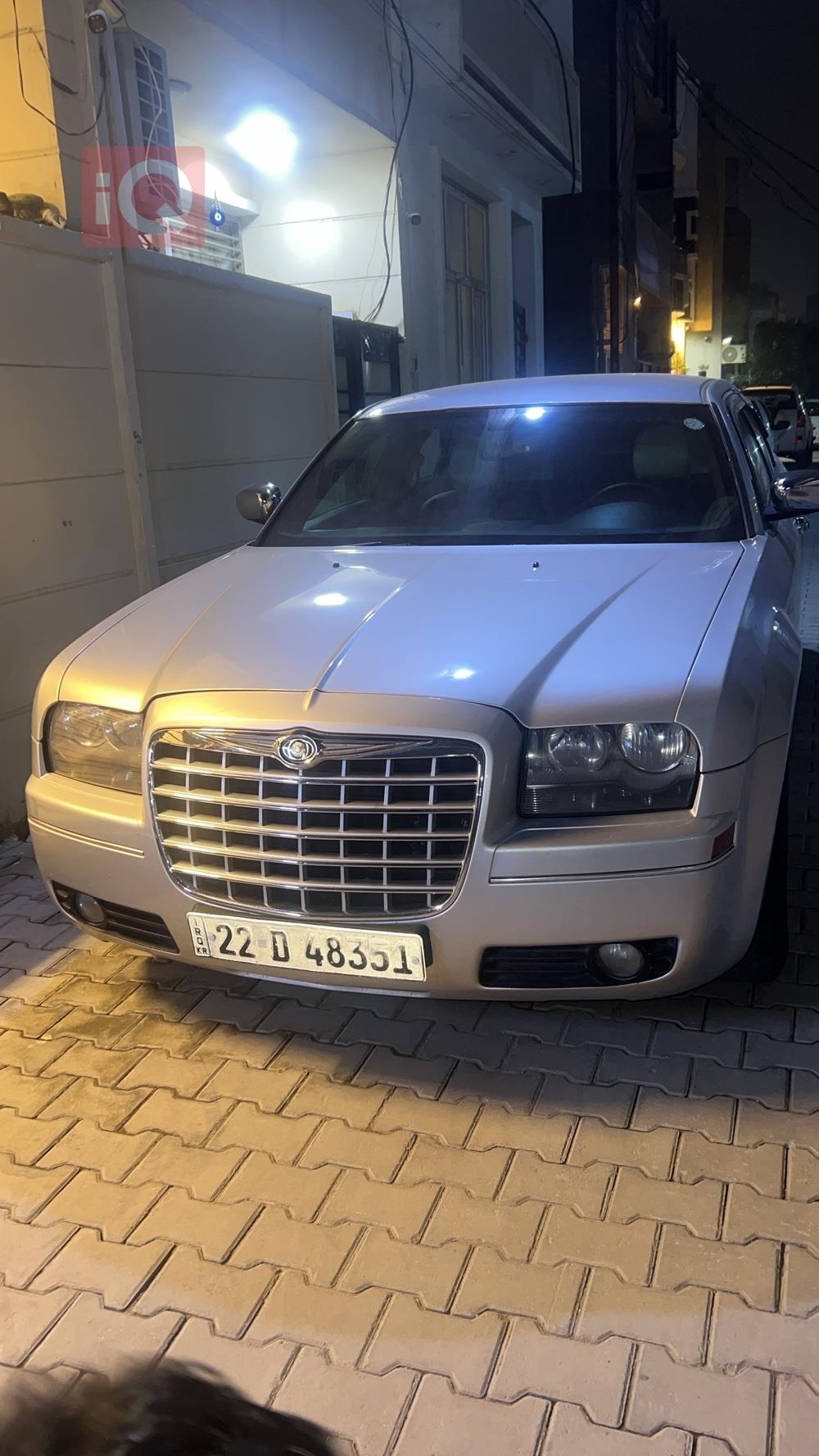 كرايسلر 300